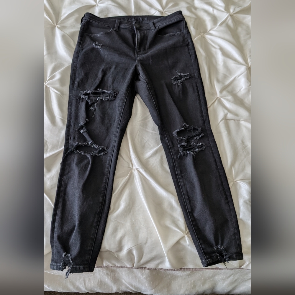 American Eagle Outfitters Super Hi-rise Distressed Jeggings